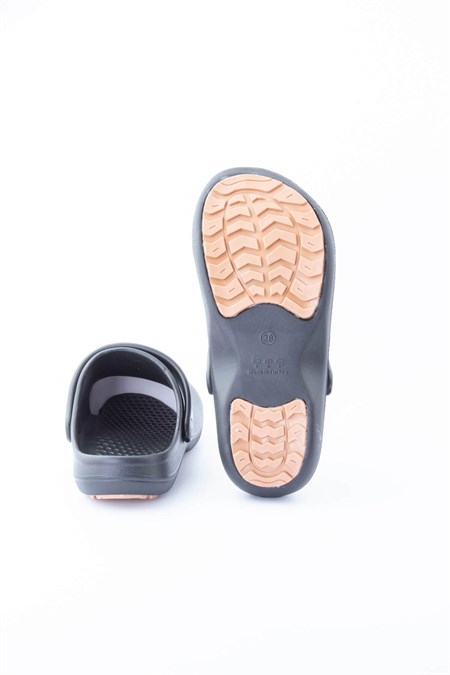 Akınalbella Kadın Çelik Burunlu & Kaymaz Taban Sandalet-Terlik